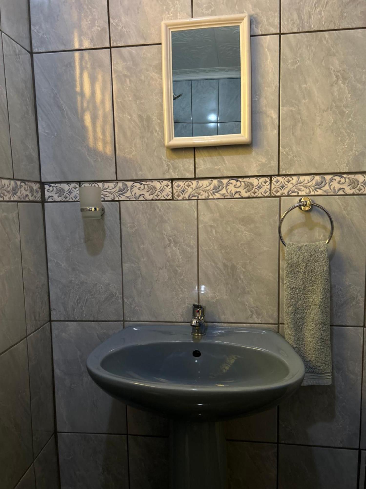 Duvha Guesthouse Graskop Bagian luar foto